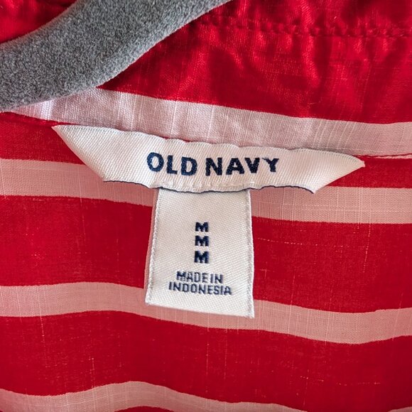 Old Navy Long Sleeve Swim Shirt Collar Red and White Stripes Size Medium Summer - Picture 5 of 13